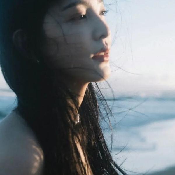 下一步·爱海报